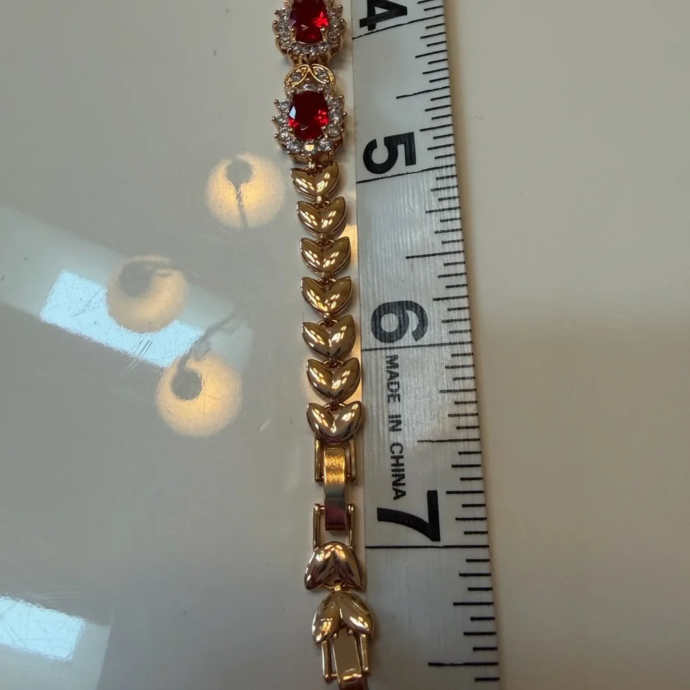 #336 Luxurious Red and Gold Bracelet and Earrings. CZ and Gold Plated. - Picture 8 of 8